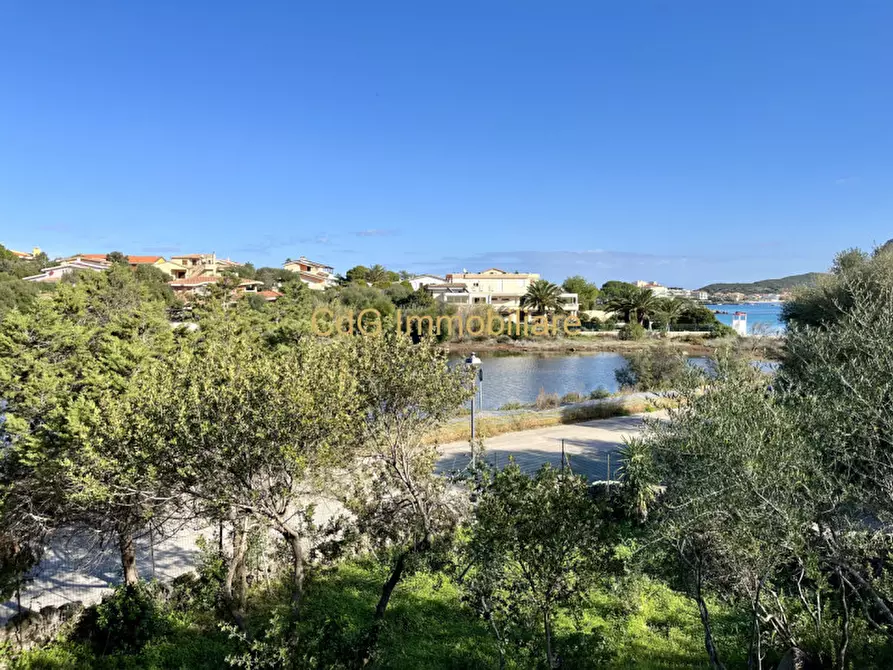 Immagine 38 di Villa in vendita  in via del cisto 3 a Golfo Aranci