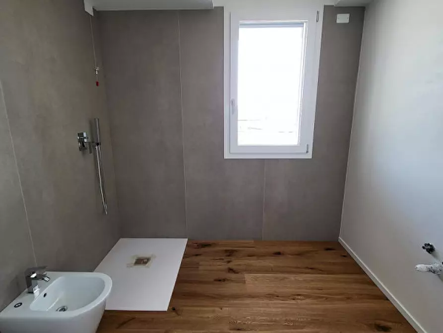 Immagine 4 di Appartamento in vendita  a Padova