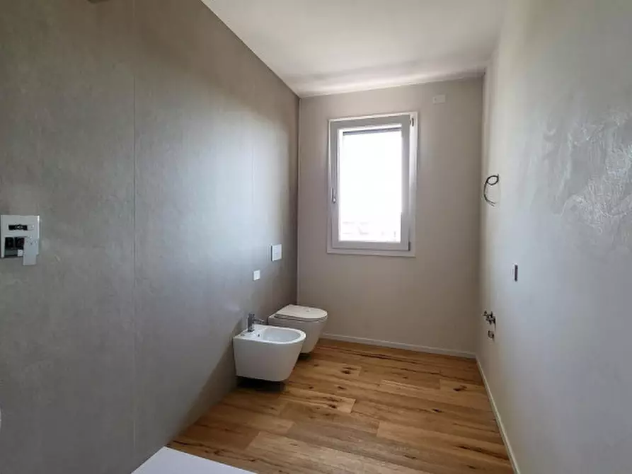 Immagine 6 di Appartamento in vendita  a Padova