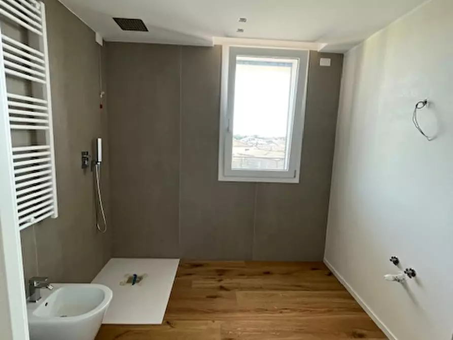 Immagine 15 di Appartamento in vendita  a Padova