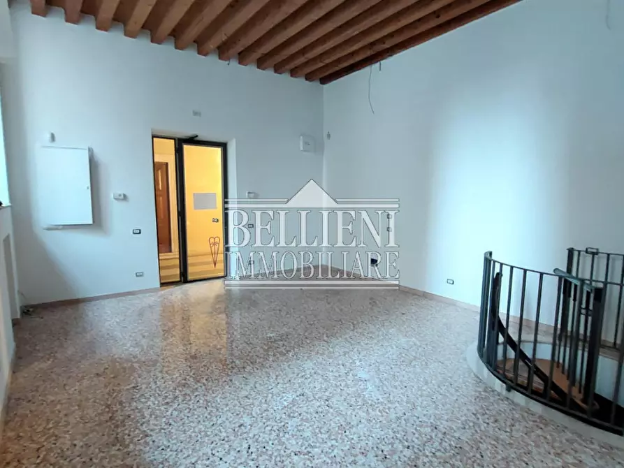 Immagine 6 di Negozio in affitto  in Corso Palladio a Vicenza