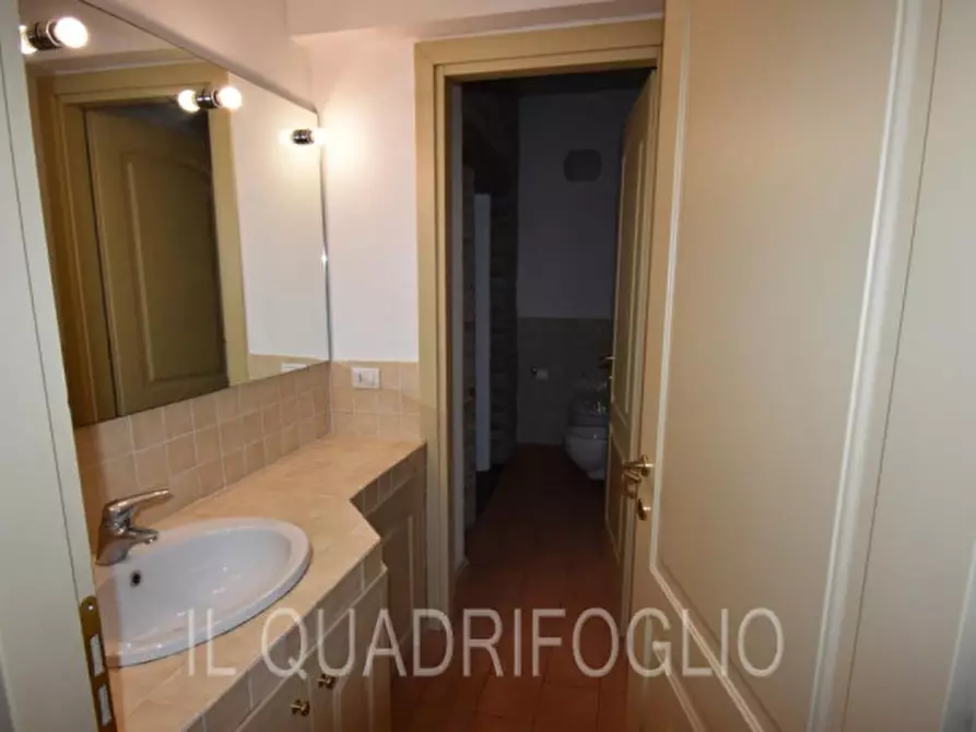 Immagine 17 di Appartamento in vendita  a Cesena