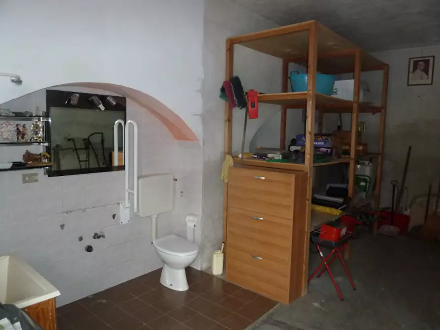Immagine 14 di Casa bifamiliare in vendita  in Piazza Felice D'Ambrogio 2 a Pontestura