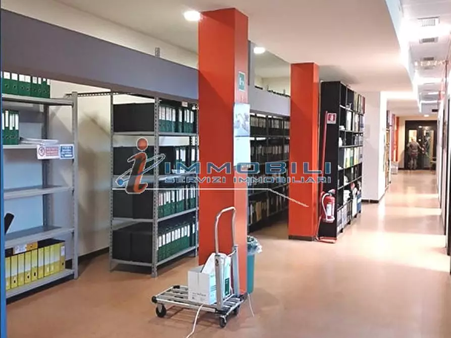Immagine 6 di Ufficio in affitto  in VIA STEPHENSON GIORGIO a Milano