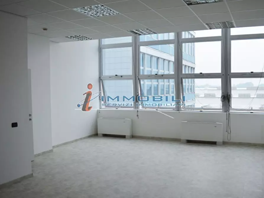 Immagine 5 di Ufficio in affitto  in VIA MECENATE a Milano