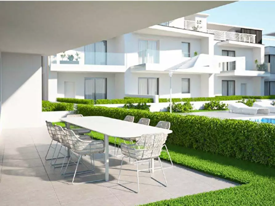 Immagine 5 di Appartamento in vendita  in Via G. Falcone n.14 a Peschiera Del Garda