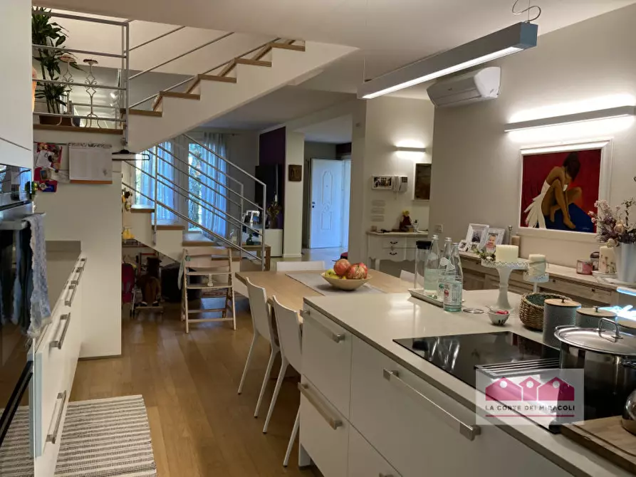 Immagine 11 di Casa bifamiliare in vendita  in via martiri delle foibe a Vicenza