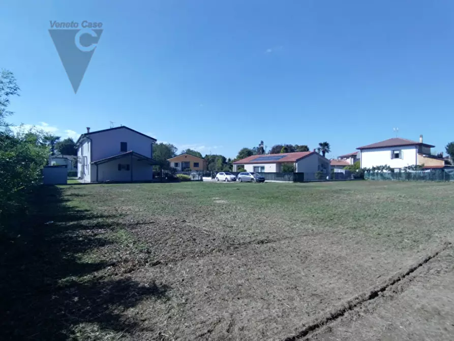 Immagine 2 di Terreno in vendita  a Saonara