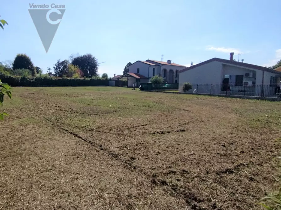 Immagine 3 di Terreno in vendita  a Saonara