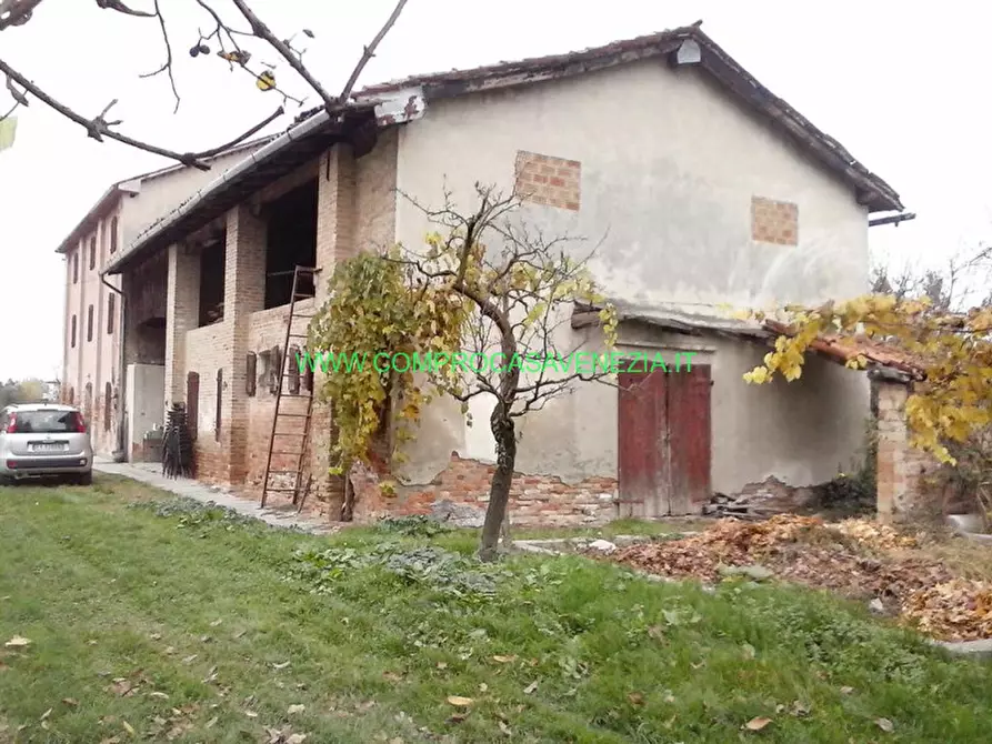 Immagine 4 di Rustico / casale in vendita  in bigone a Casale Sul Sile