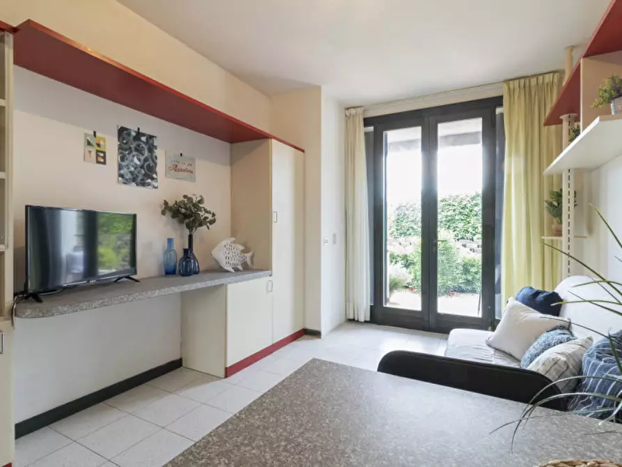 Immagine 12 di Appartamento in vendita  in viale dei pini a Rosolina