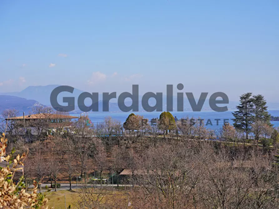 Immagine 5 di Appartamento in vendita  a Manerba Del Garda