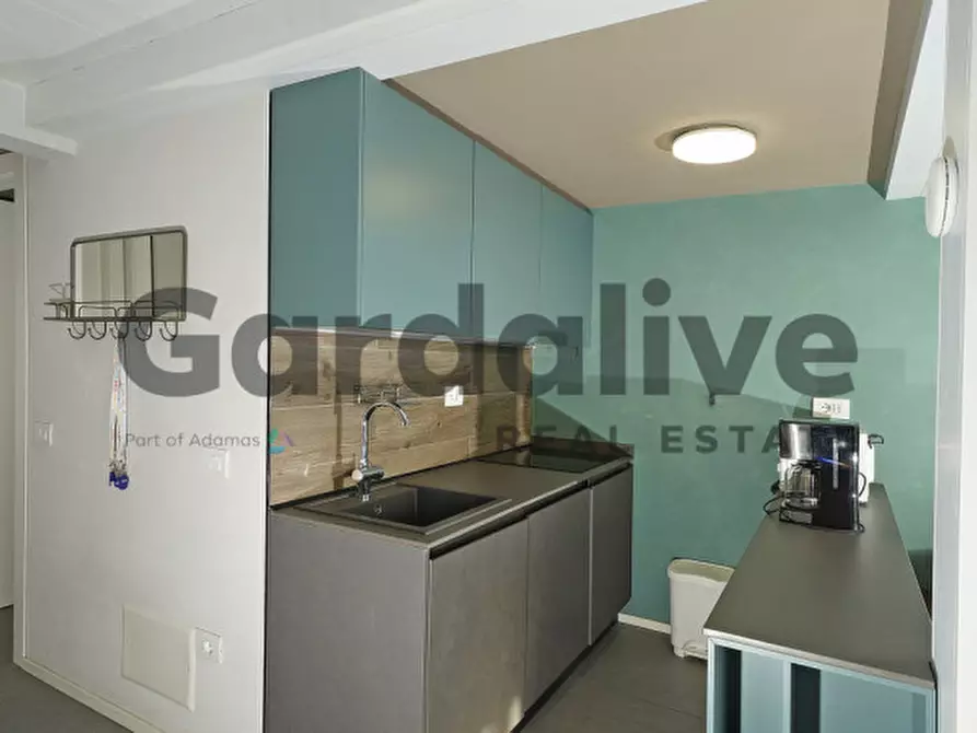 Immagine 9 di Appartamento in vendita  a Manerba Del Garda