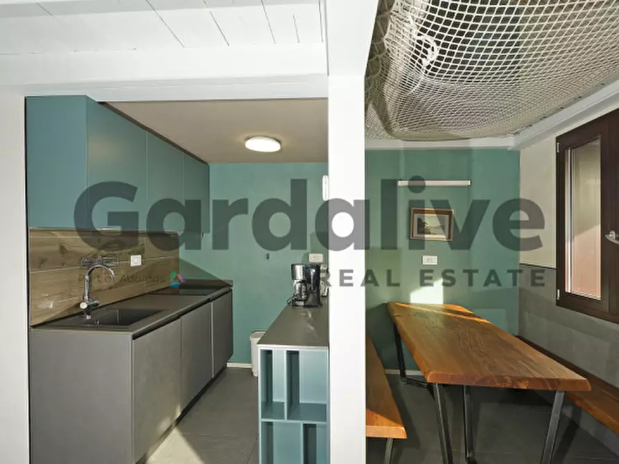 Immagine 10 di Appartamento in vendita  a Manerba Del Garda