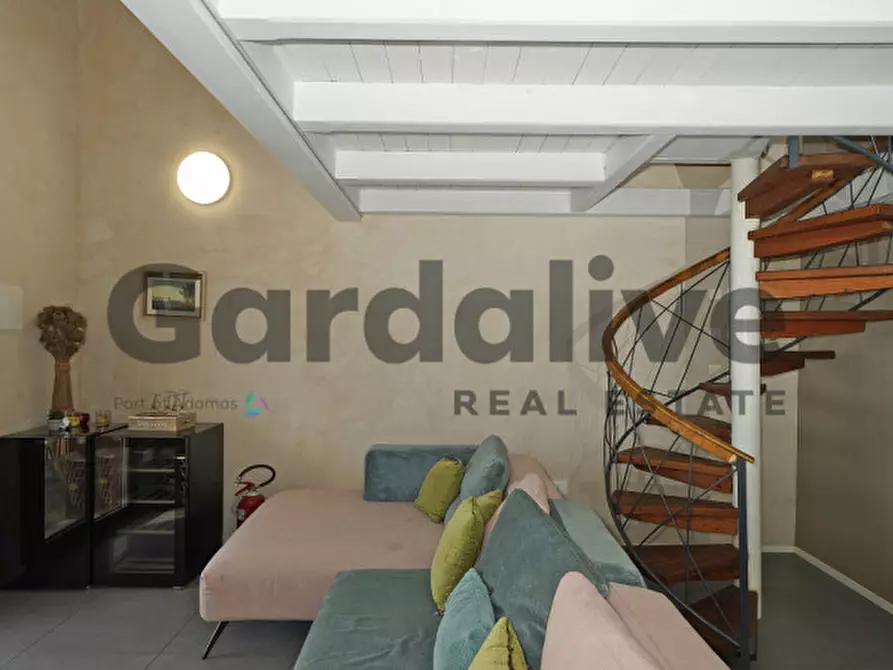 Immagine 12 di Appartamento in vendita  a Manerba Del Garda