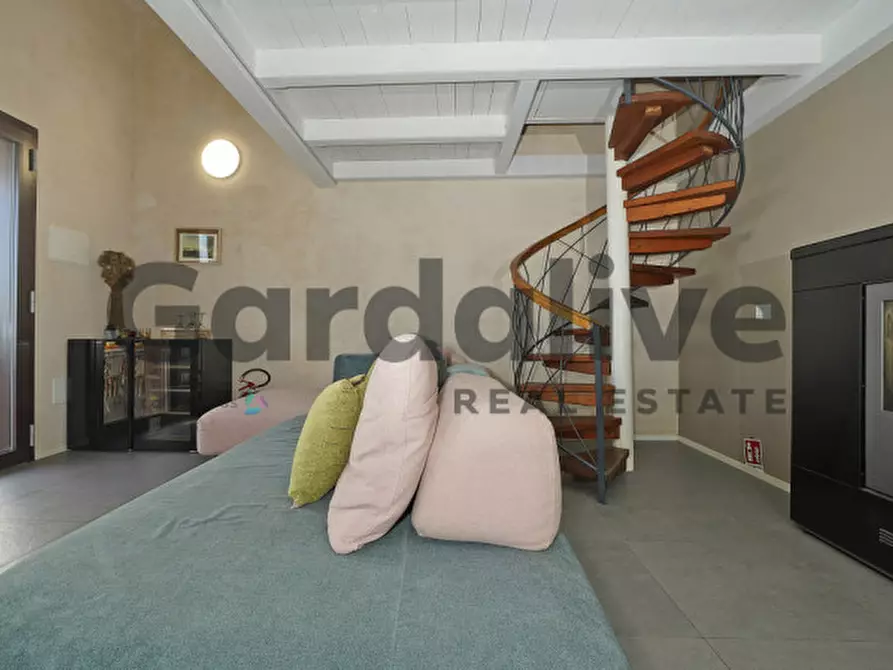 Immagine 14 di Appartamento in vendita  a Manerba Del Garda