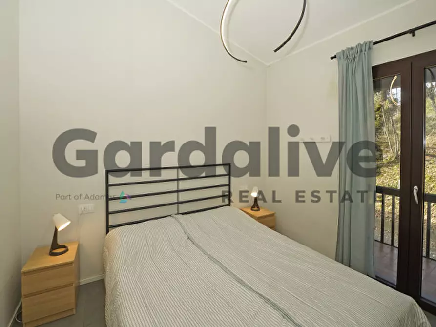 Immagine 15 di Appartamento in vendita  a Manerba Del Garda