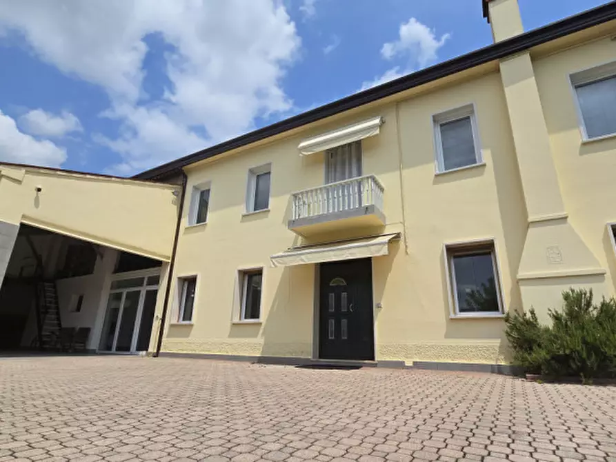Immagine 4 di Casa indipendente in vendita  in Via Prà a Este
