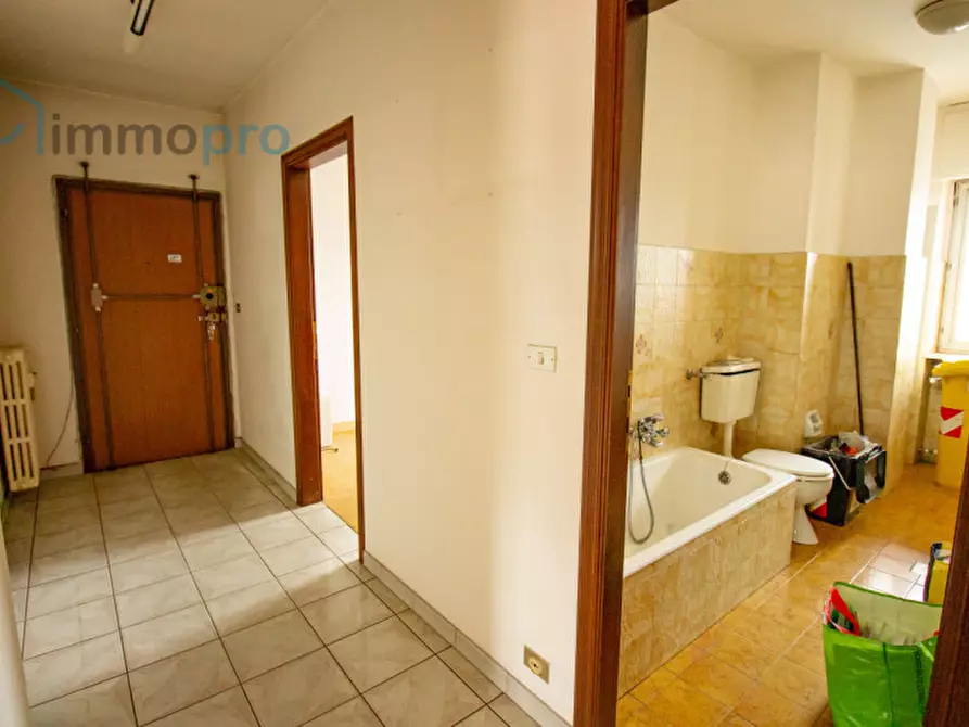 Immagine 10 di Attico in vendita  in Via Torino a Cuorgnè