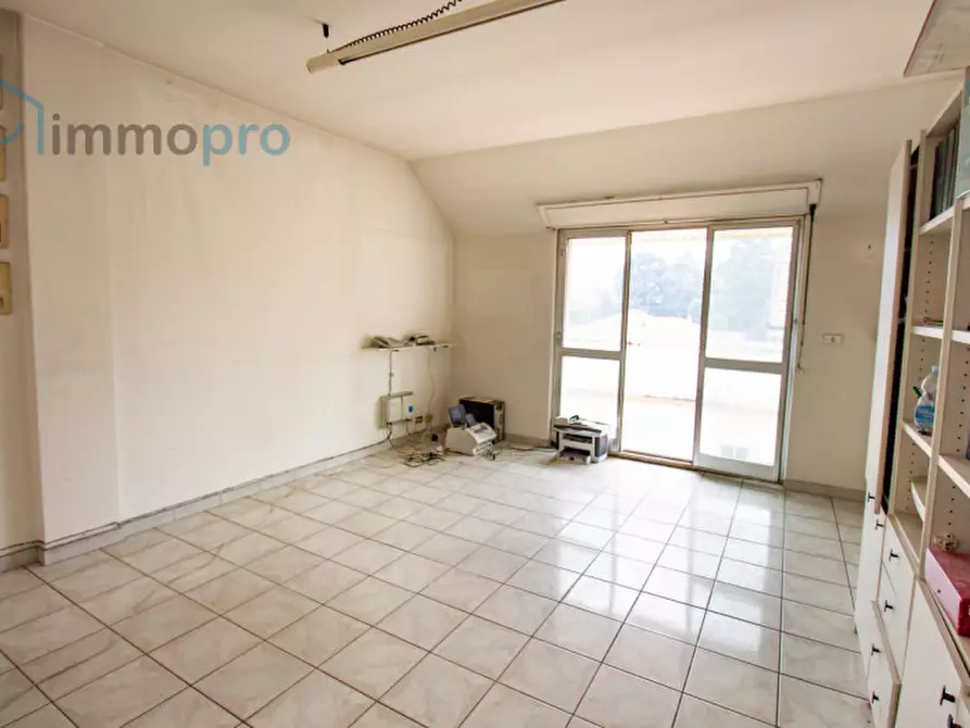 Immagine 13 di Attico in vendita  in Via Torino a Cuorgnè