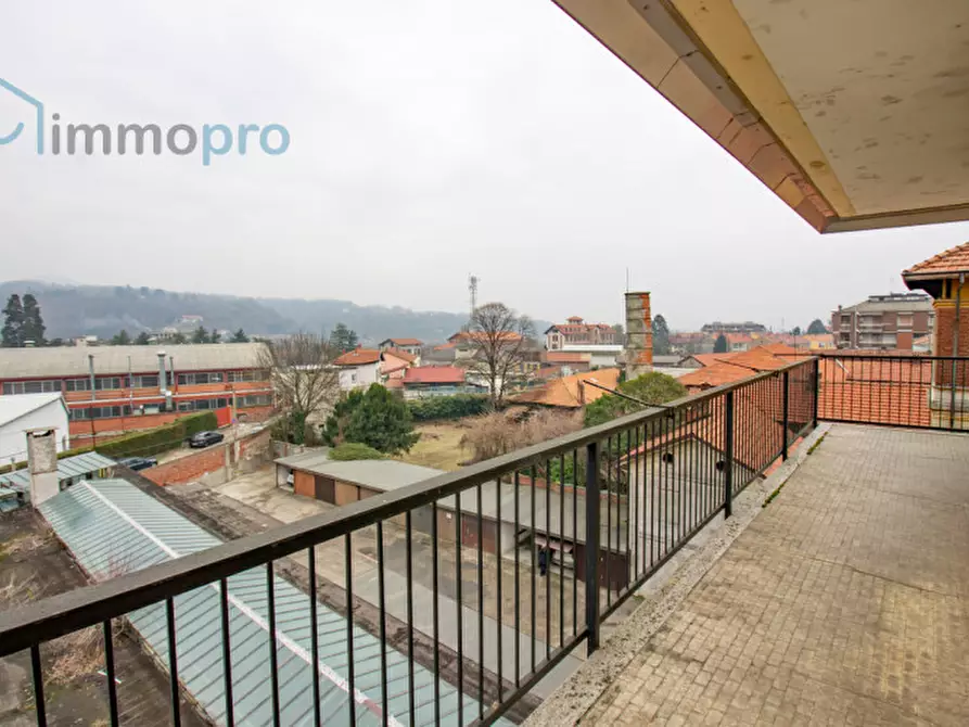 Immagine 18 di Attico in vendita  in Via Torino a Cuorgnè