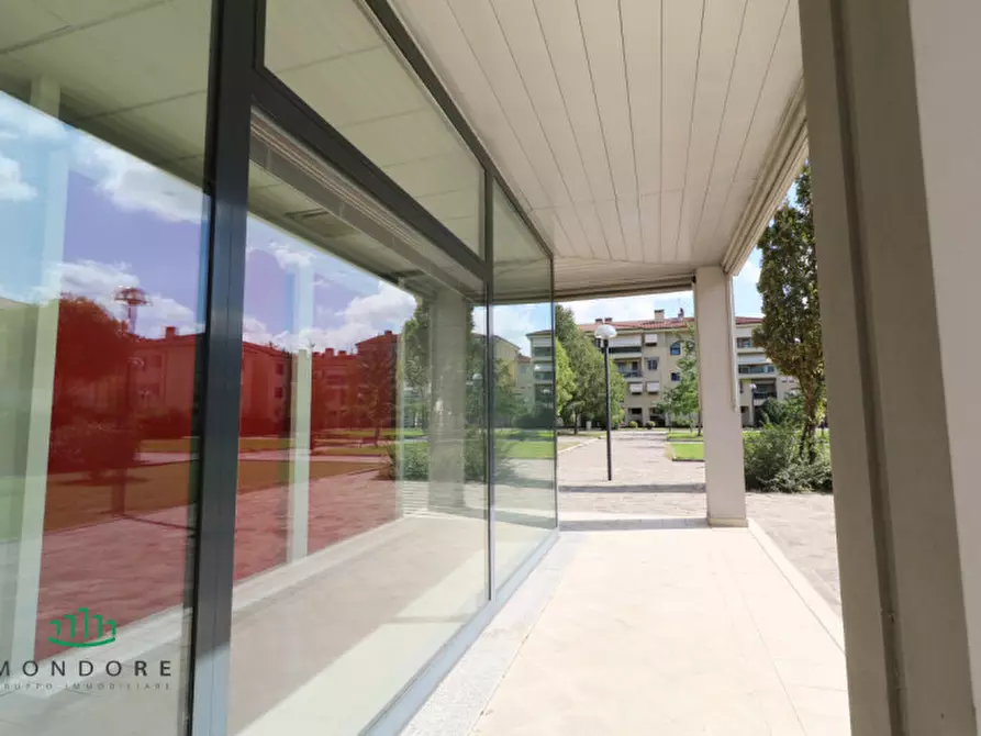 Immagine 25 di Negozio in vendita  in Via quasimodo a Castel Maggiore