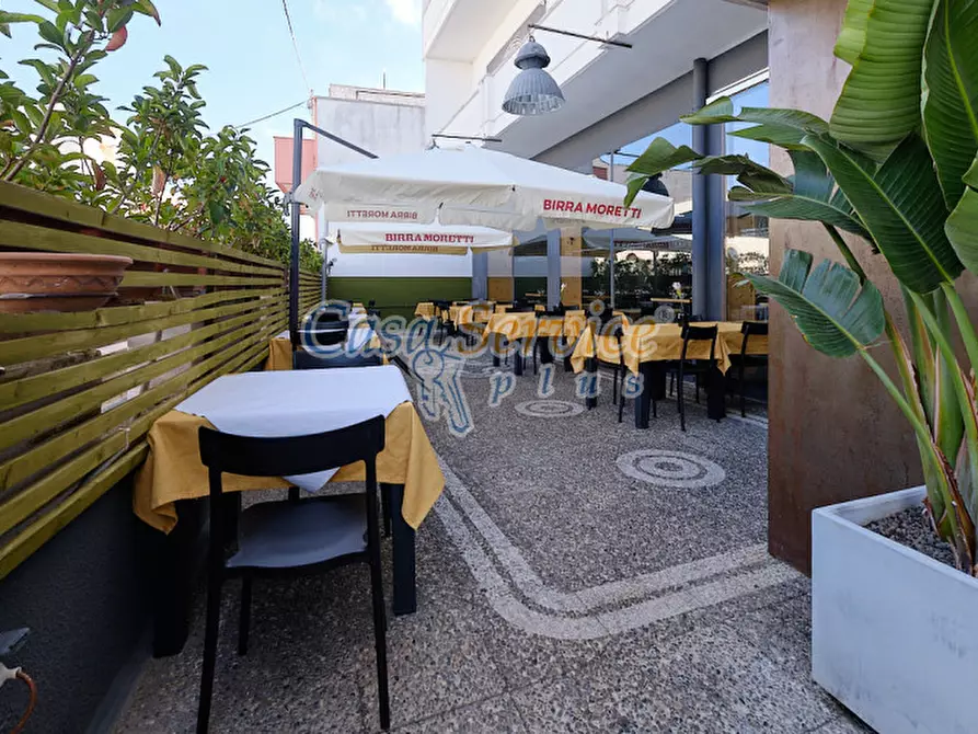 Immagine 8 di Attività commerciale in vendita  in Via Capo a Cutrofiano