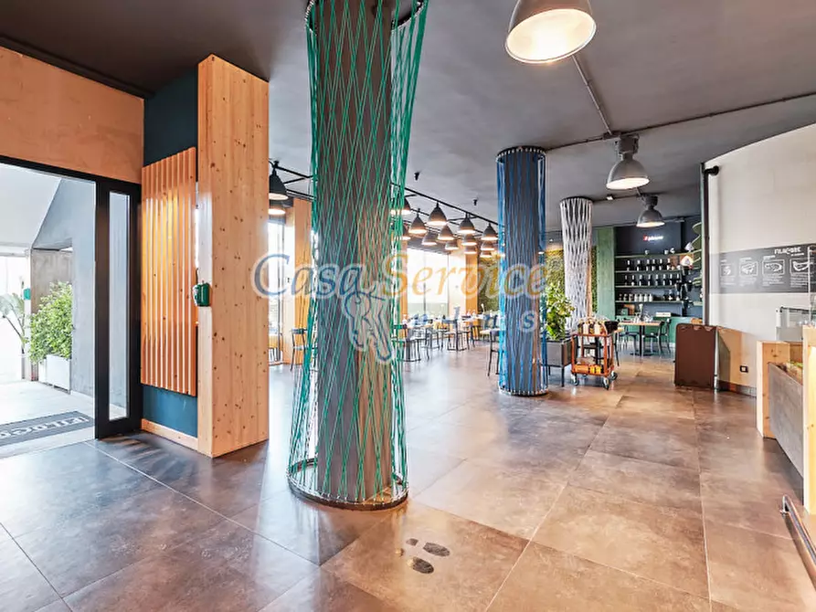 Immagine 23 di Attività commerciale in vendita  in Via Capo a Cutrofiano