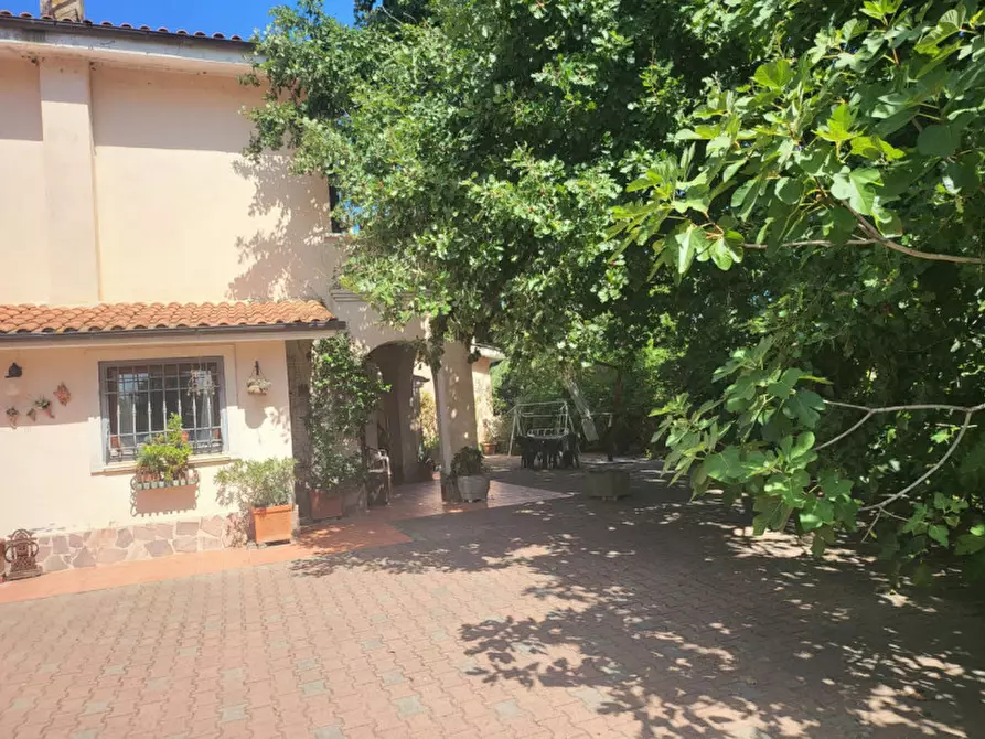 Immagine 15 di Casa bifamiliare in vendita  in Via Monti di Marvaiata a Formello