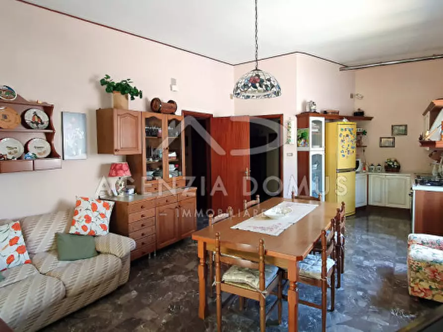 Immagine 11 di Villa in vendita  in Via Giuseppe Mazzini a Racale