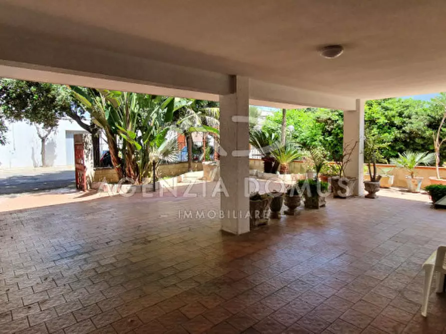 Immagine 40 di Villa in vendita  in Via Giuseppe Mazzini a Racale