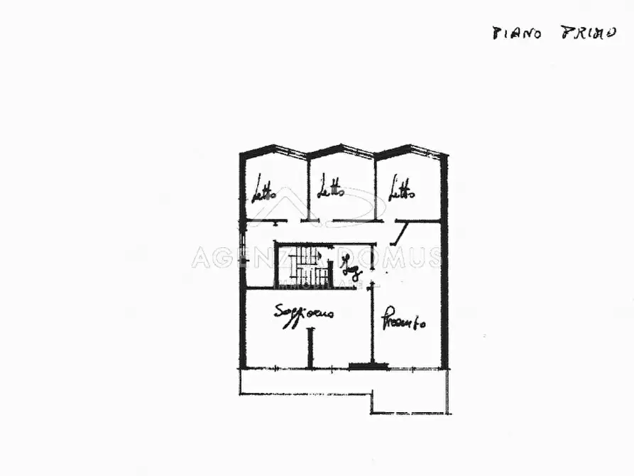 Immagine 42 di Villa in vendita  in Via Giuseppe Mazzini a Racale