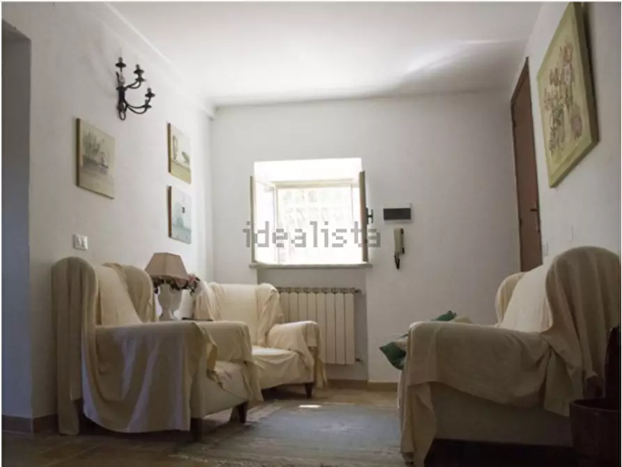 Immagine 2 di Casa indipendente in vendita  a Senigallia