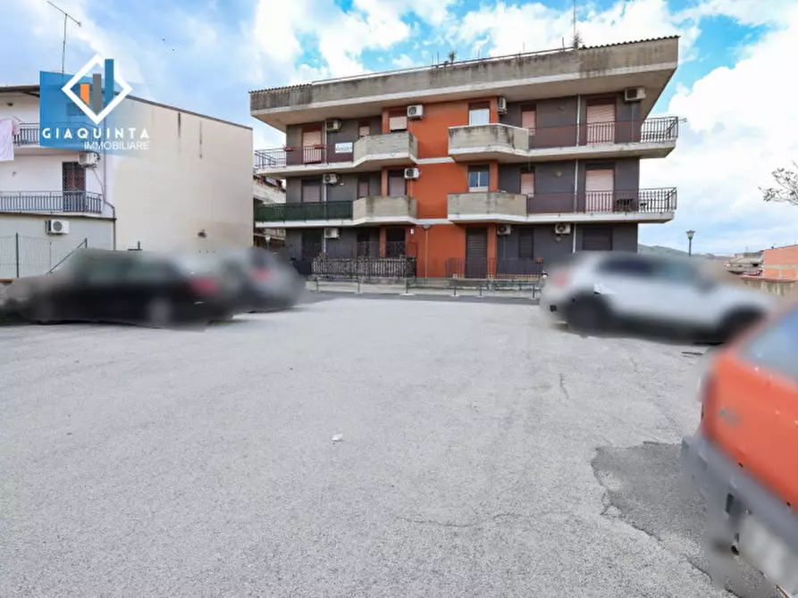 Immagine 2 di Appartamento in vendita  in via Palermo n.193 a Palagonia