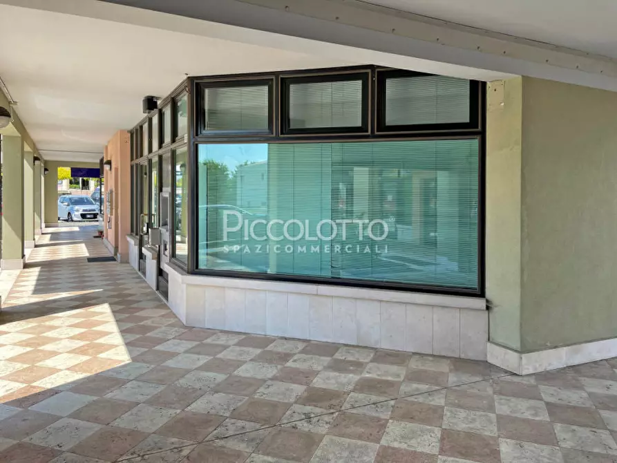 Immagine 11 di Ufficio in affitto  in viale Tiziano Vecellio a Asolo