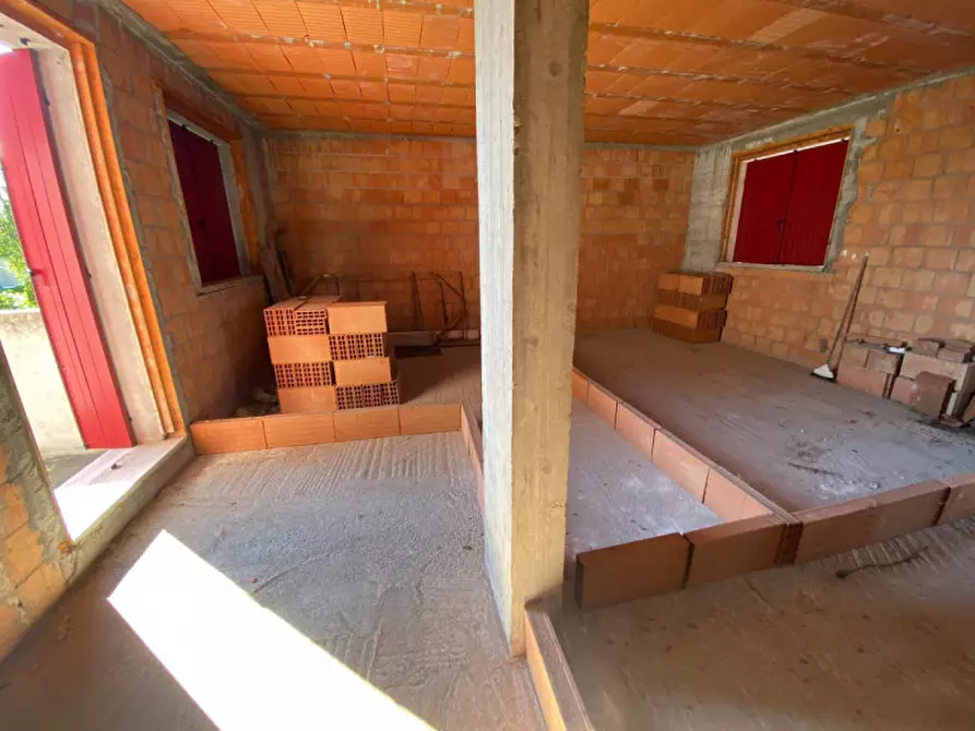 Immagine 10 di Casa bifamiliare in vendita  in VIA ROMA a Salzano