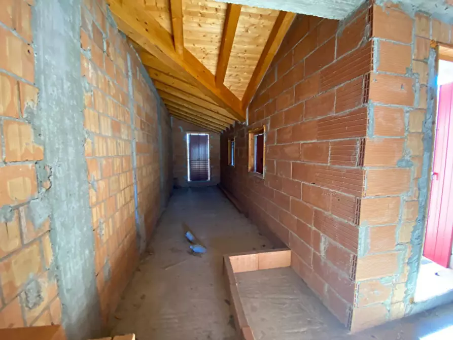 Immagine 11 di Casa bifamiliare in vendita  in VIA ROMA a Salzano