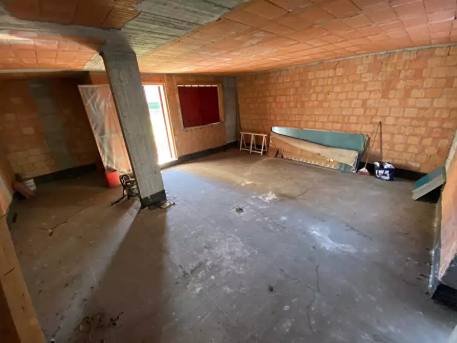 Immagine 12 di Casa bifamiliare in vendita  in VIA ROMA a Salzano