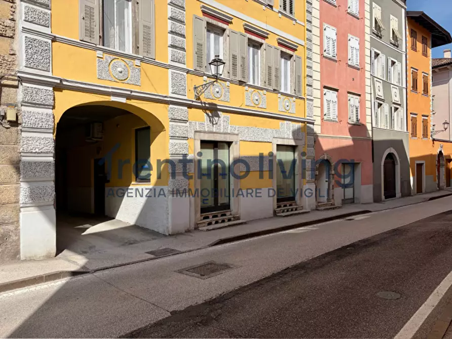 Immagine 7 di Negozio in vendita  in via Roma a Mezzolombardo