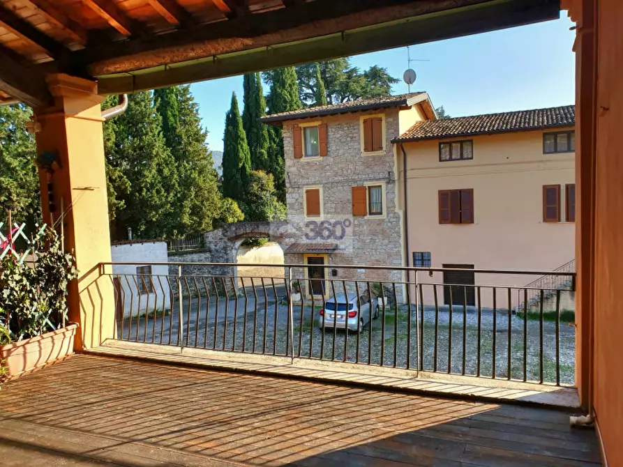 Immagine 1 di Appartamento in vendita  in Via Villa Folonari a Cellatica