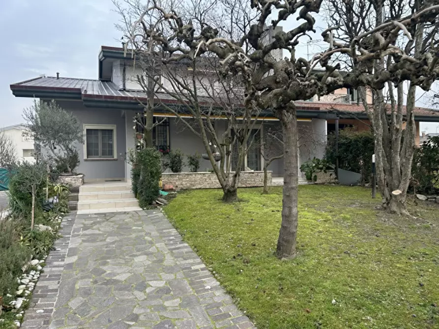 Immagine 1 di Casa bifamiliare in vendita  in Via P. Bottazzo a Mestrino