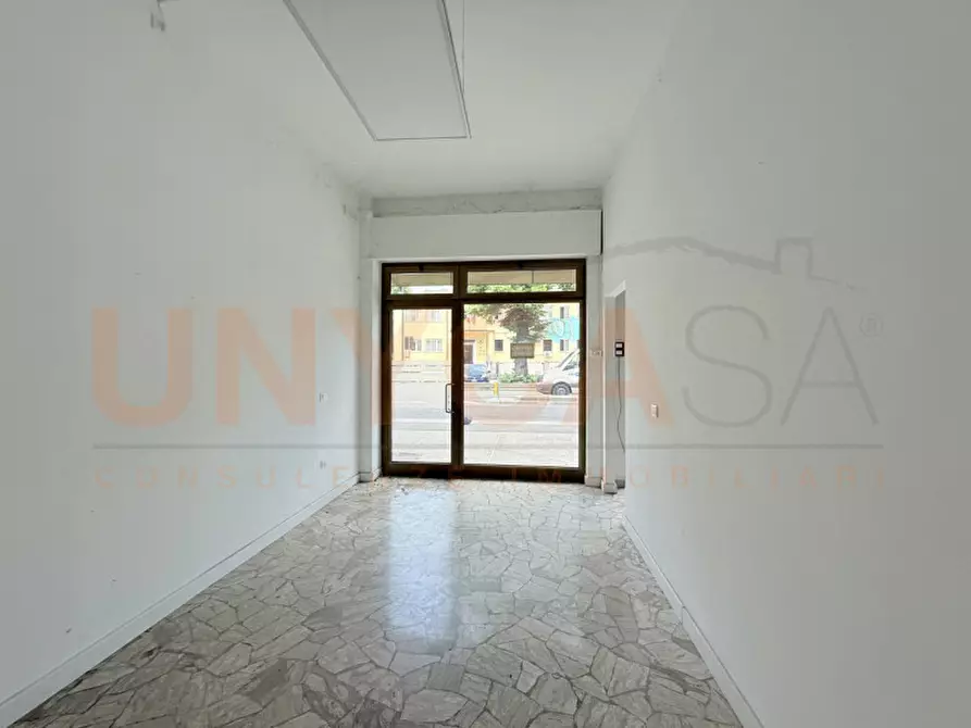 Immagine 4 di Negozio in affitto  in Via Cattaneo a Montegalda
