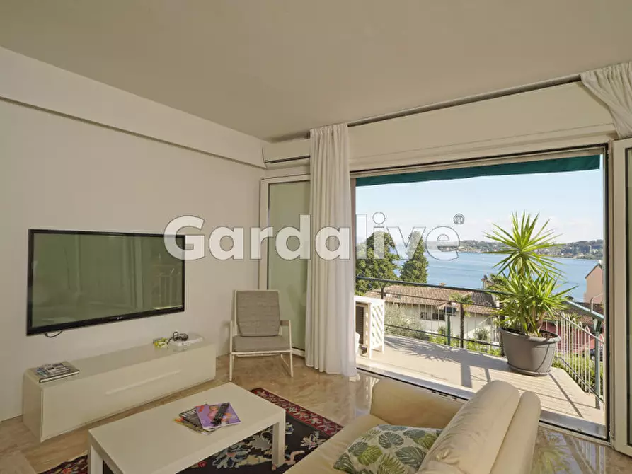 Immagine 5 di Appartamento in vendita  in Viale Angelo Landi 9 a Salò