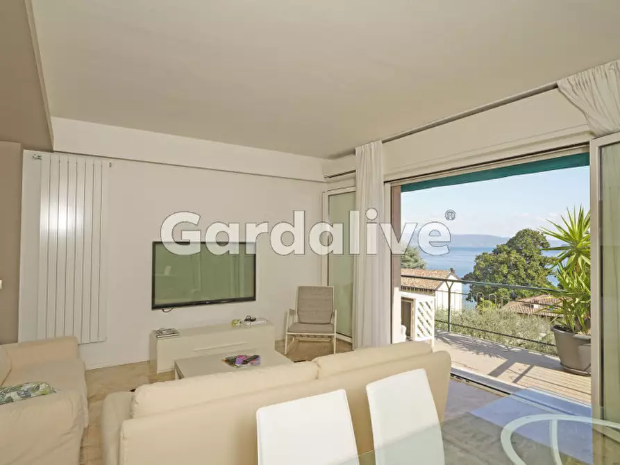 Immagine 7 di Appartamento in vendita  in Viale Angelo Landi 9 a Salò