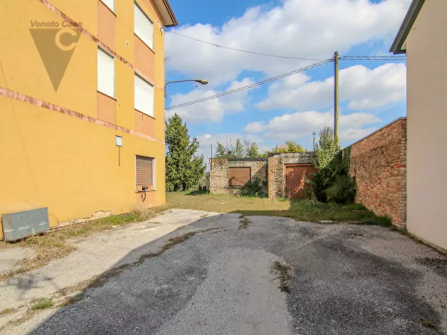 Immagine 7 di Palazzo in vendita  a Sant'angelo Di Piove Di Sacco