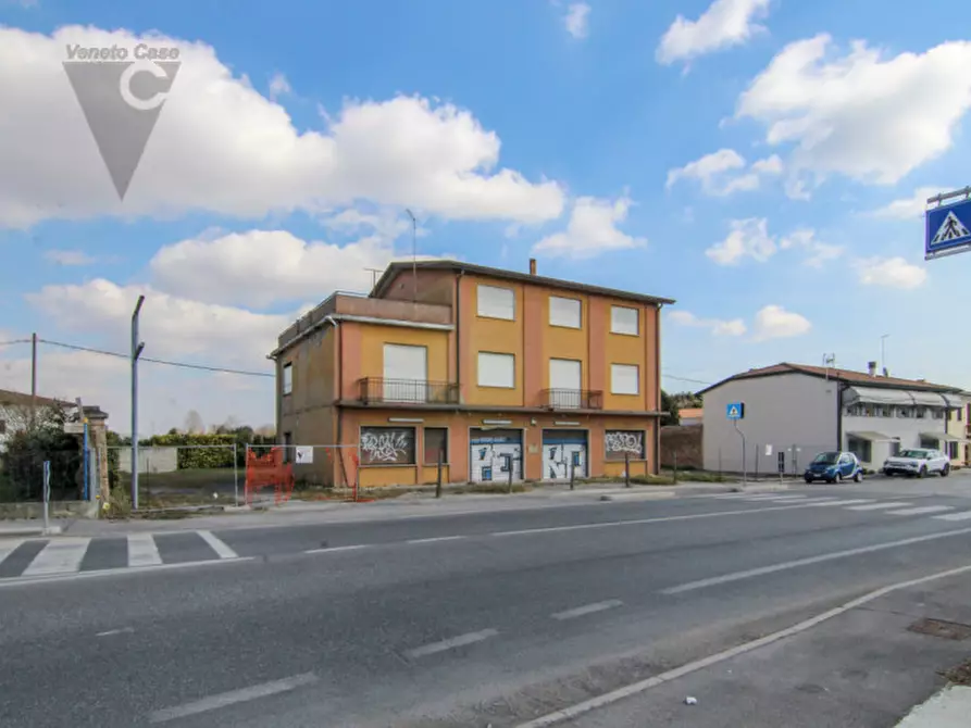 Immagine 13 di Palazzo in vendita  a Sant'angelo Di Piove Di Sacco