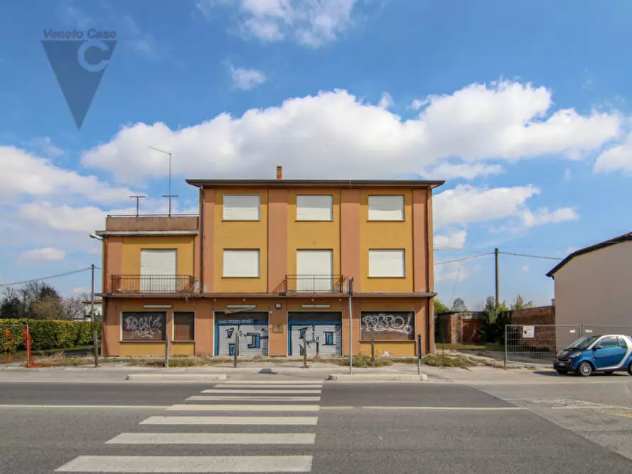 Immagine 18 di Palazzo in vendita  a Sant'angelo Di Piove Di Sacco