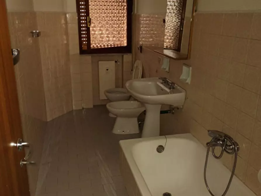 Immagine 9 di Appartamento in vendita  in VIA LAZZERINI a Rapallo