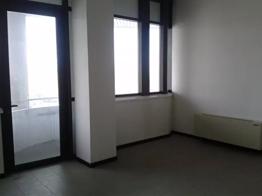 Immagine 6 di Ufficio in vendita  in Via Valle D'Aosta a Sassuolo