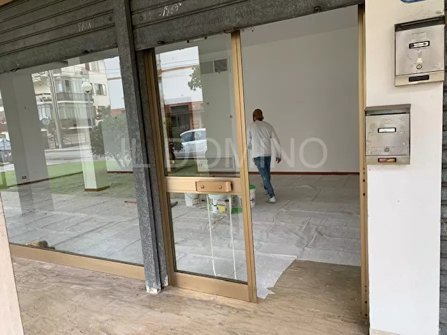 Immagine 7 di Negozio in affitto  in Via Siena a Padova